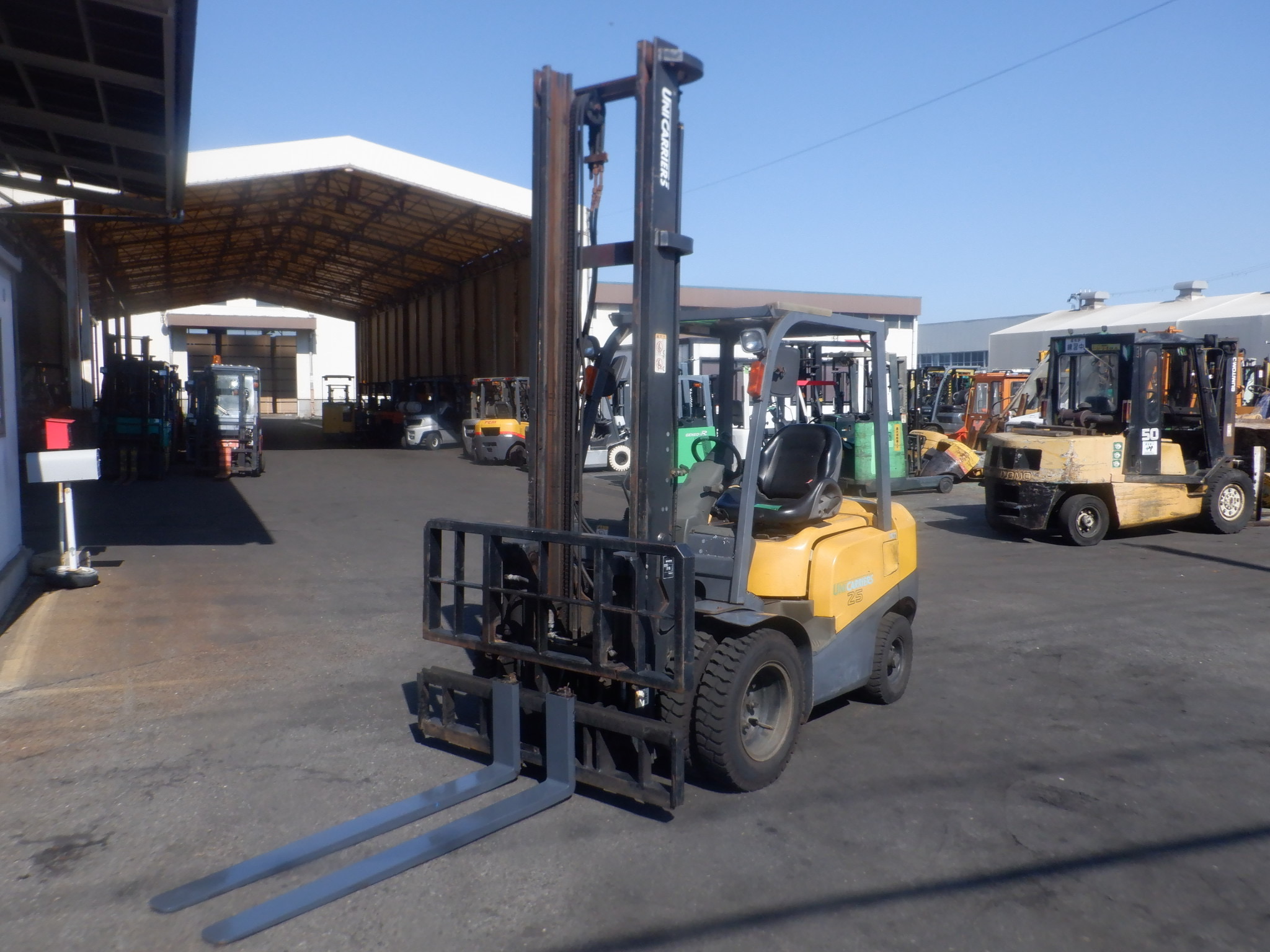 xe nâng nâng cao 5m nâng bao Jumbo sức nâng 2,5-3-3,5 tấn