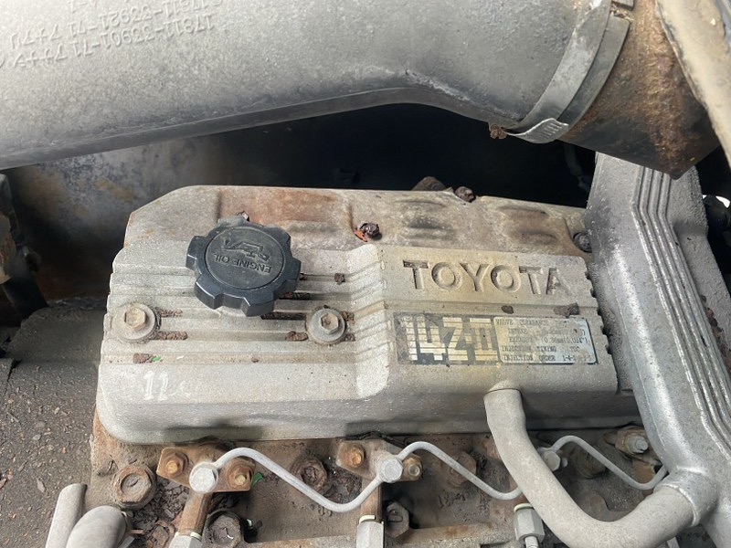 Xe nâng dầu 6 tấn TOYOTA 5FD60 dịch càng sản xuất 2008