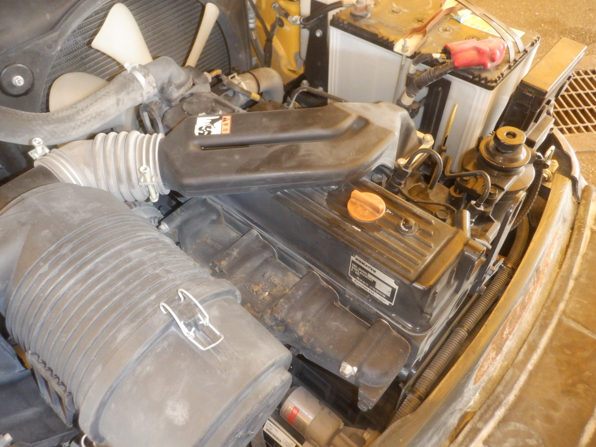 Bán xe nâng Komatsu FD25-17 Nhật bãi Số Tự Động Gật Gù Đời Cao - Chất Lượng Vượt Trội, Giá Tốt Nhất