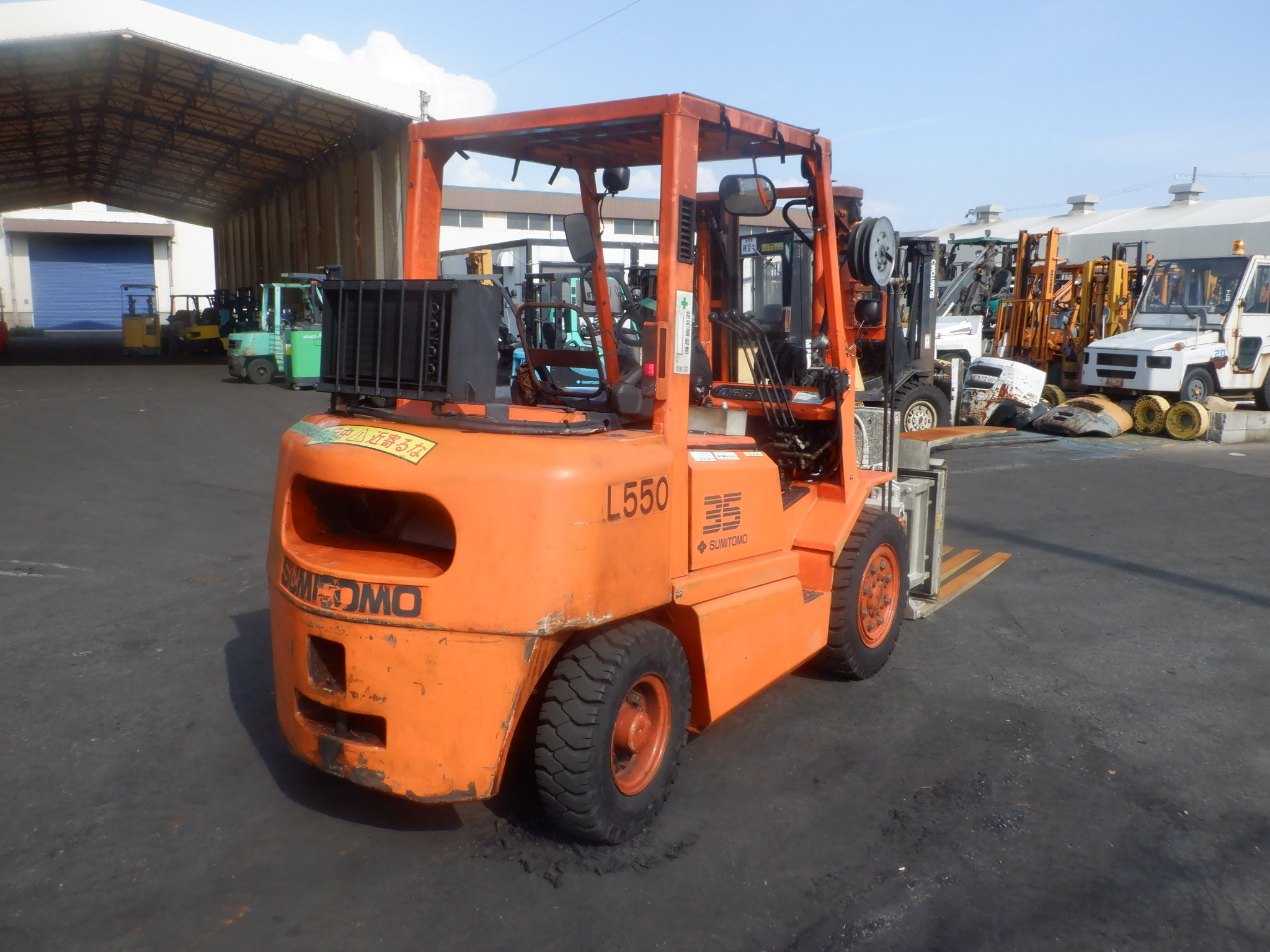 Xe nâng 3,5 tấn chui cont Sumitomo cực đẹp