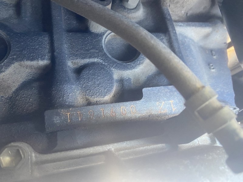 Xúc lật Nhật bãi TOYOTA dung tích gầu 0,85 m3 đổ cao