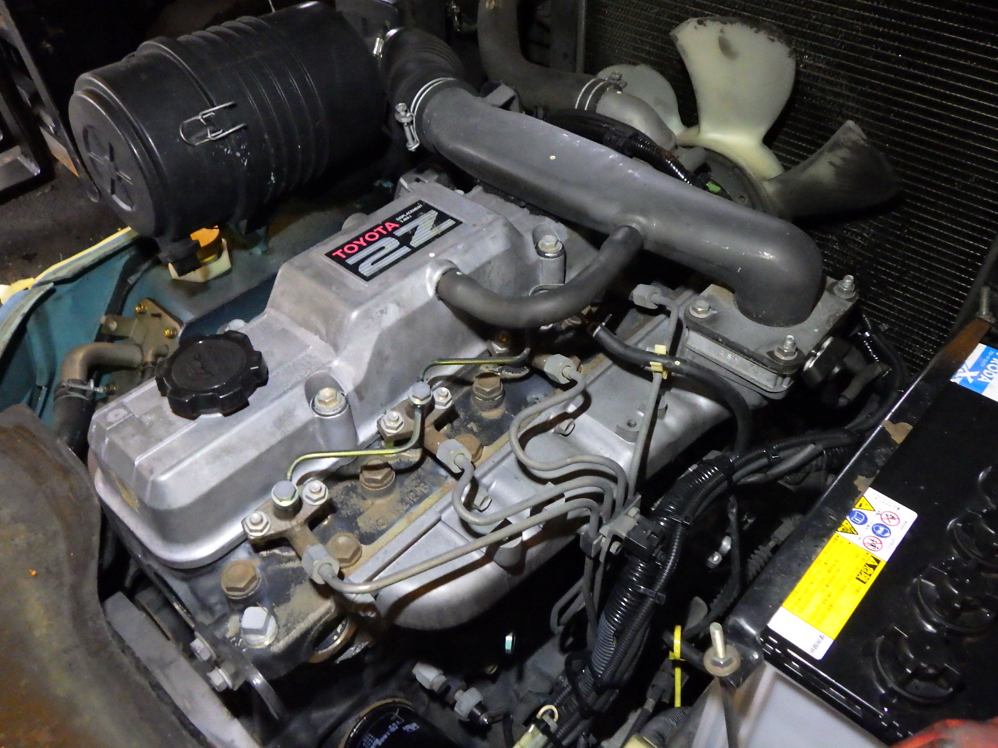 Xe nâng 3 tấn TOYOTA 7FD30 số sàn, tháp 4.5m, dịch giá Nhập Nhật
