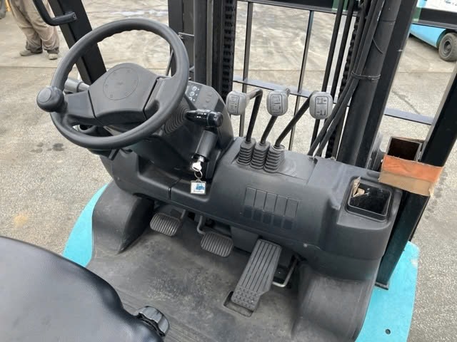 Xe nâng SUMITOMO 13FD30PAXI94D 3 tấn số tự động, nâng cao 5,5m dịch giá, đời cao