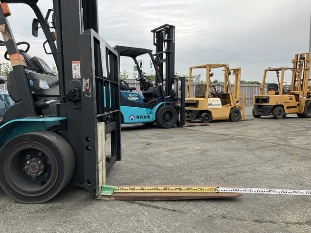 Xe nâng SUMITOMO 13FD30PAXI94D 3 tấn số tự động, nâng cao 5,5m dịch giá, đời cao