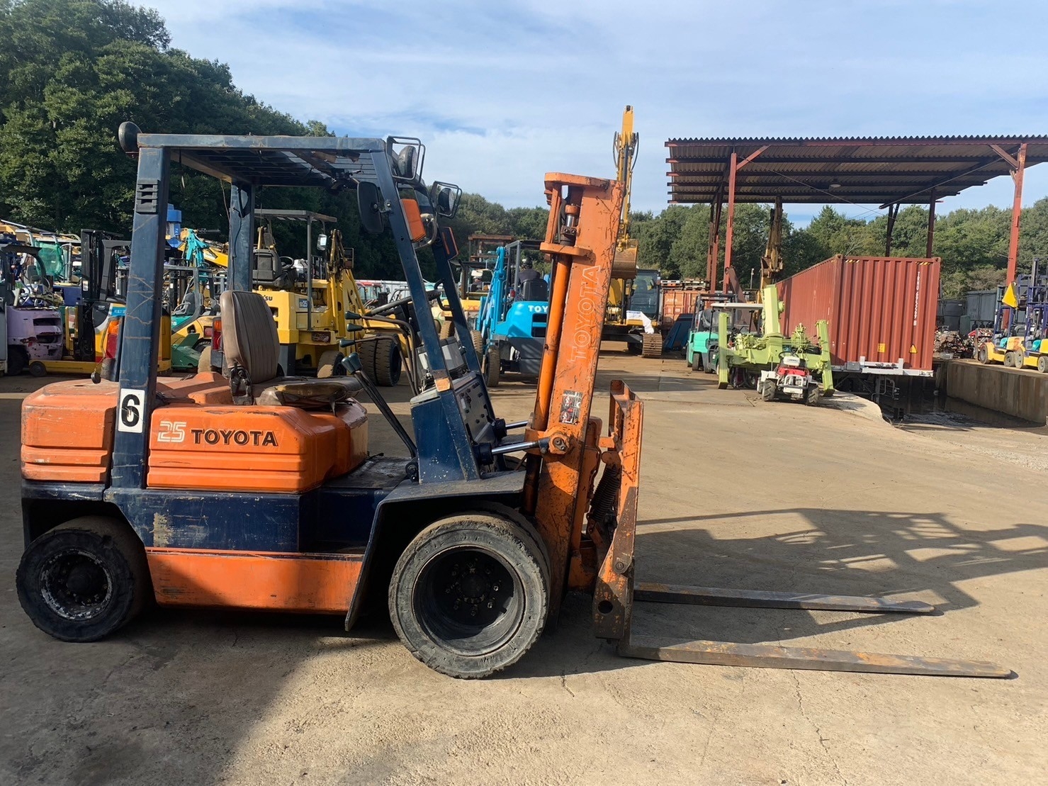 XE NÂNG DẦU TOYOTA 5FD25 22109 Hotline: 096.235.1368