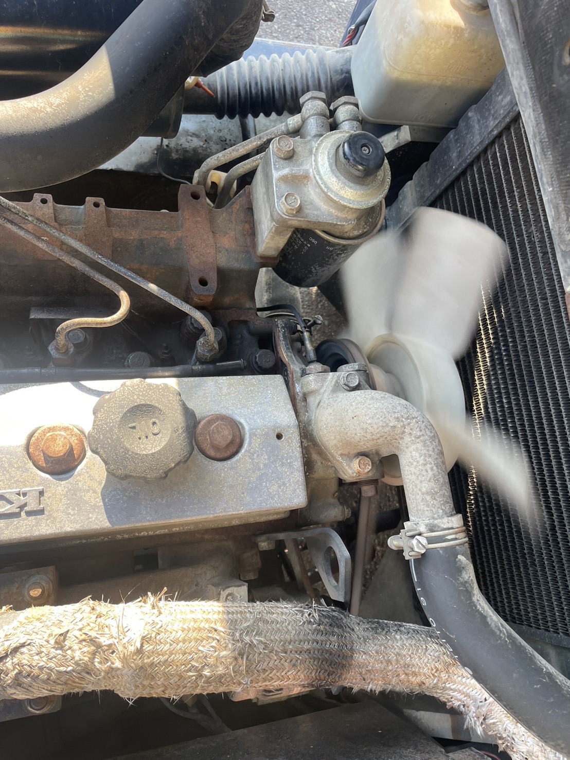 Xe nâng 2,5 tấn Komatsu FD25-11 số sàn