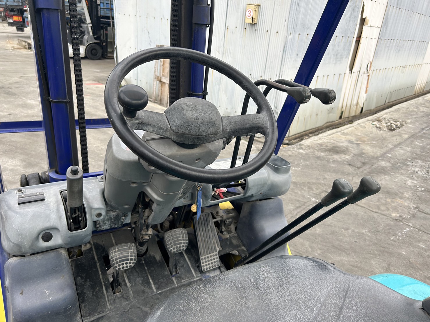 XE NÂNG DẦU KOMATSU FD25C-14 560013  Hotline: 096.235.1368
