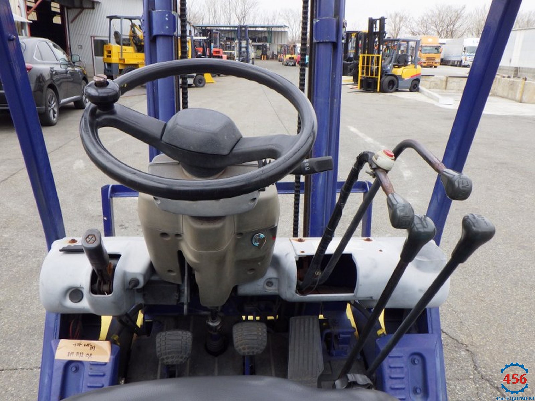 Xe nâng cũ 1,5 tấn Komatsu FD15C-16 số sàn