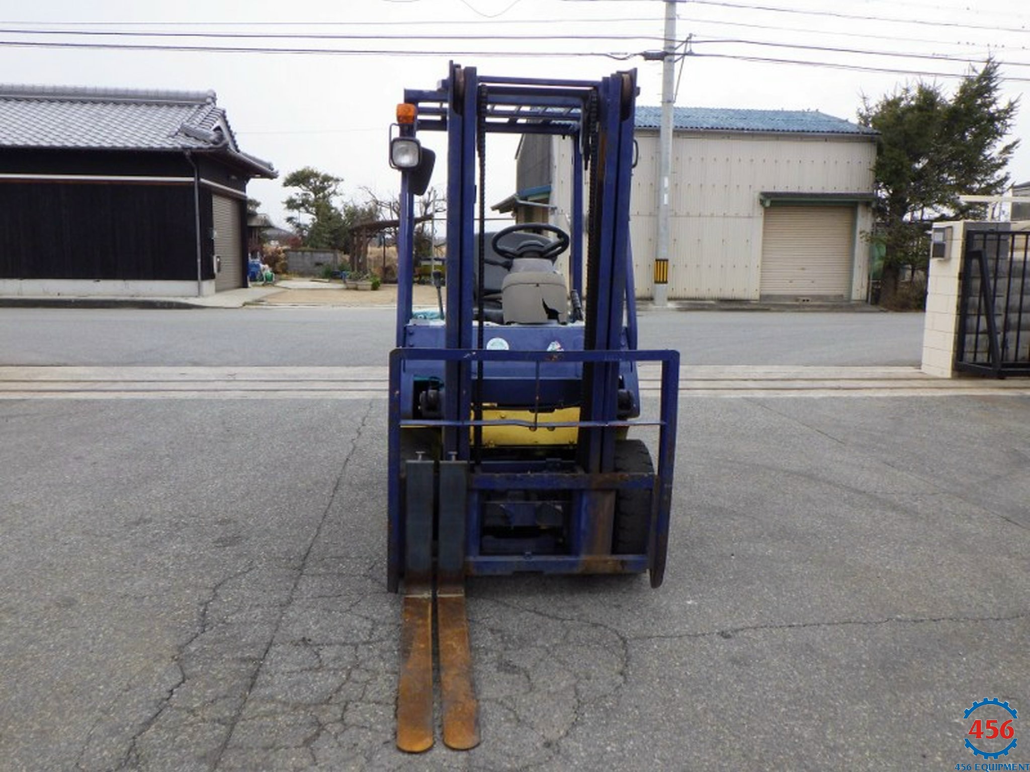 Xe nâng cũ 1,5 tấn Komatsu FD15C-16 số sàn