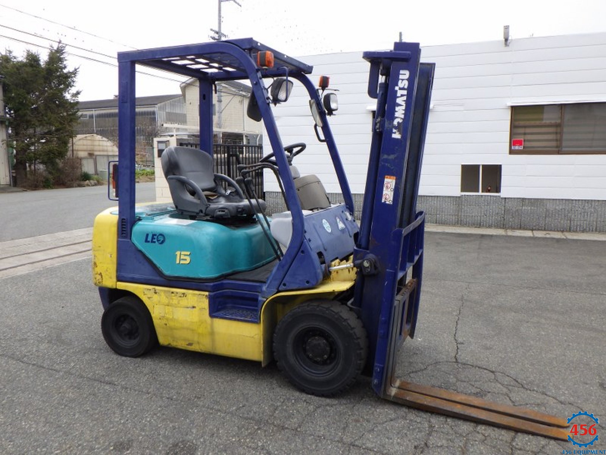 Xe nâng cũ 1,5 tấn Komatsu FD15C-16 số sàn