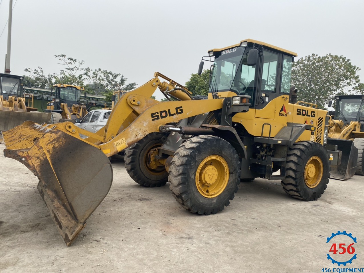BÁN MÁY XÚC LẬT CŨ SDLG L936 GẦU 2.2 M3