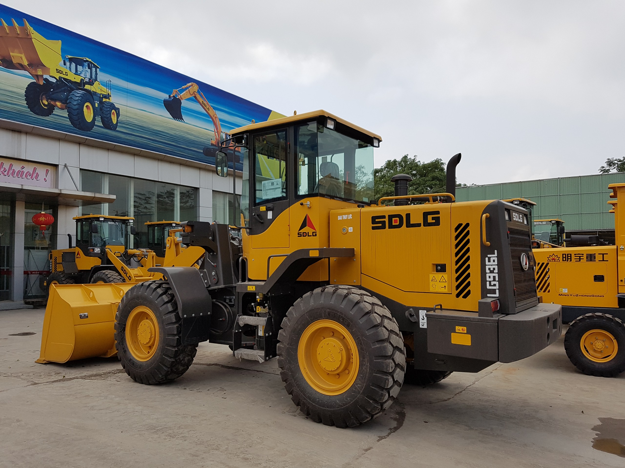 MÁY XÚC LẬT SDLG LG936L DUNG TÍCH GẦU 2,2 M3