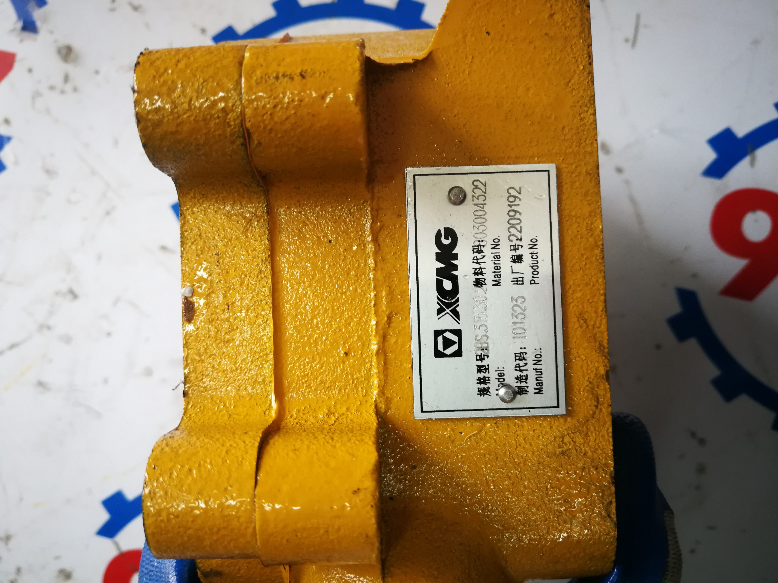 Bơm số  XCMG LW500FN