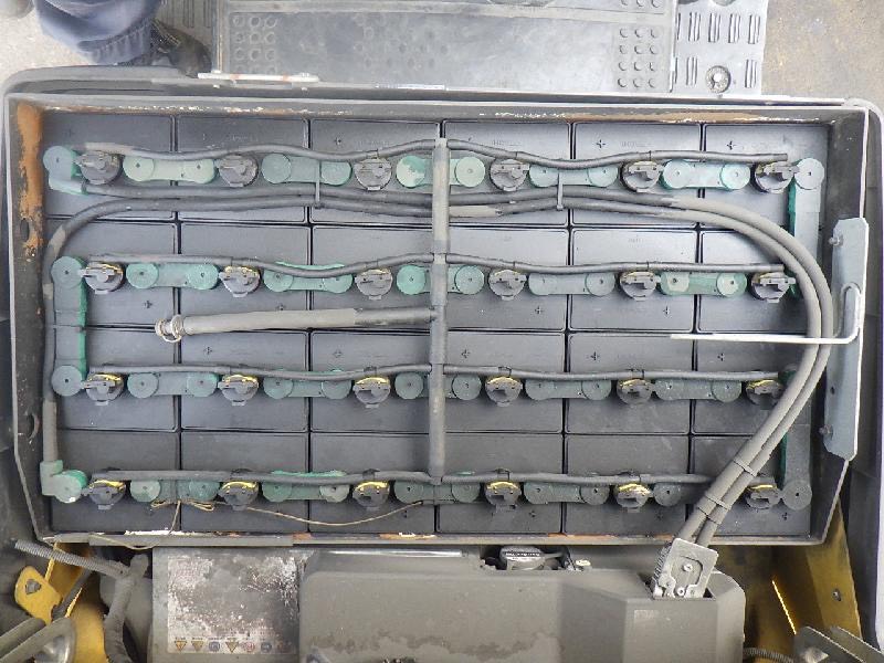 XE NÂNG ĐIỆN KOMATSU FB15-12 852755 LH:096.235.1368