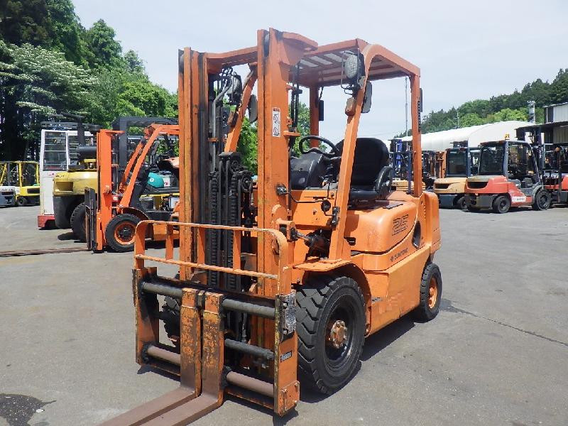 XE NÂNG DẦU SUMITOMO 11FD25PAⅪ98D D2L-10675 LH:096.235.1368