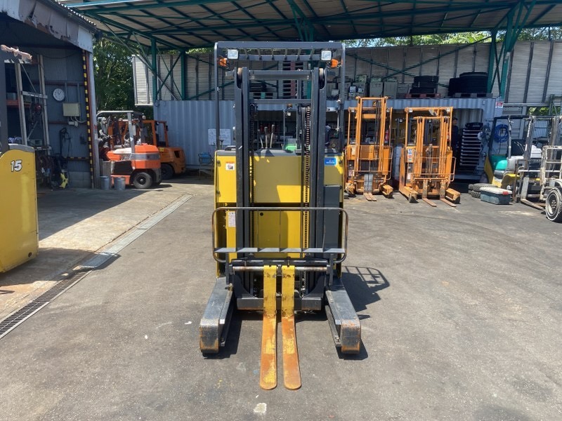 XE NÂNG ĐIỆN ĐỨNG LÁI KOMATSU FB15RS-12 92517 LH:096.235.1368