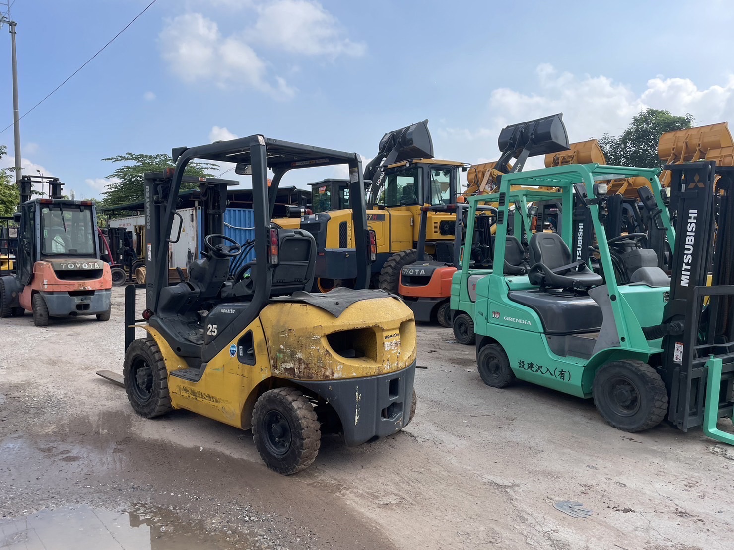 XE NÂNG DẦU KOMATSU FD25T-17 331615 LH:096.235.1368