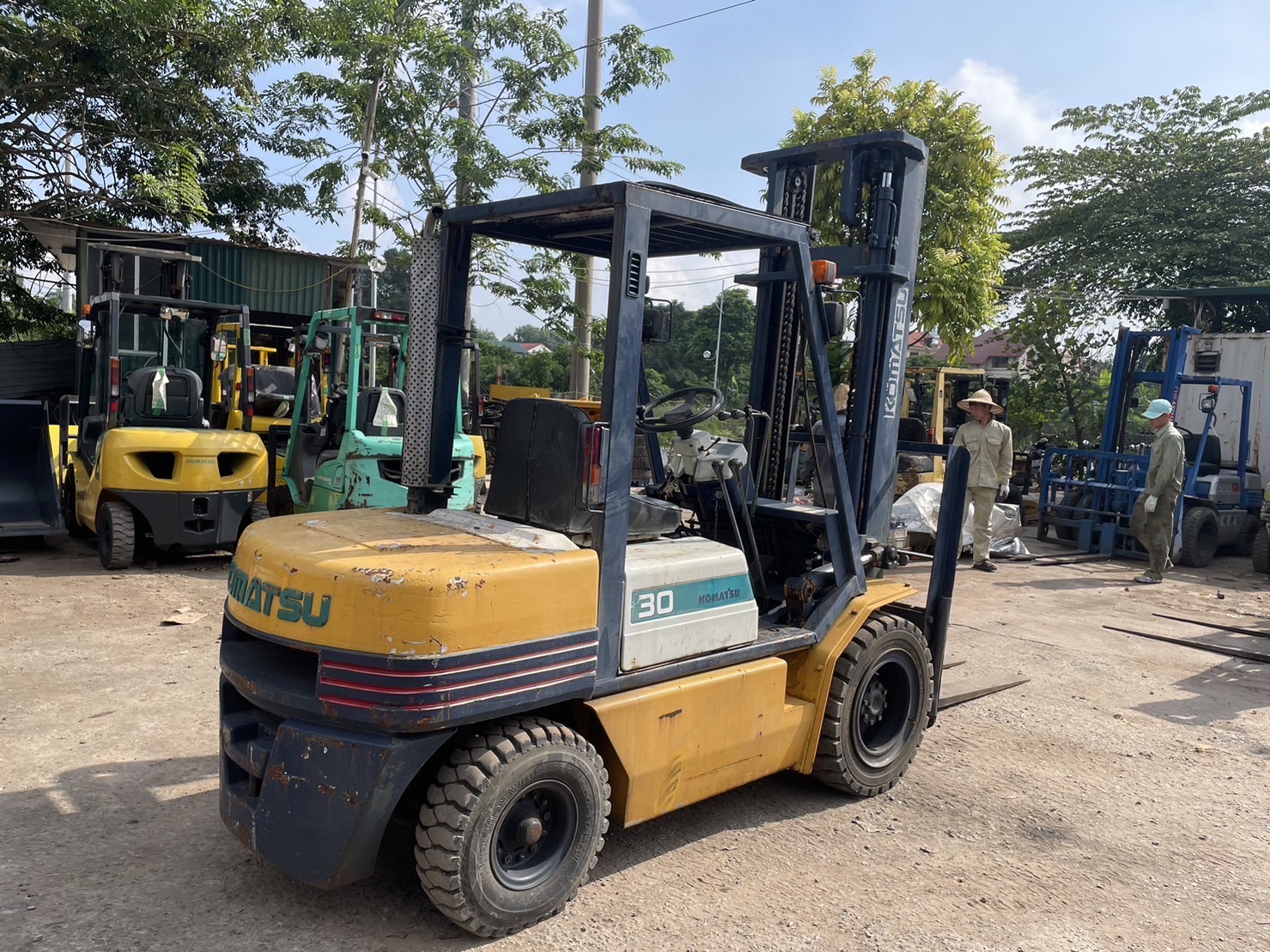 XE NÂNG DẦU KOMATSU  FD30-11 340305 LH:096.235.1368