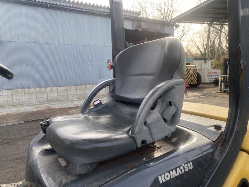 XE NÂNG DẦU KOMATSU FD25T-17 311861  Hotline: 096.235.1368