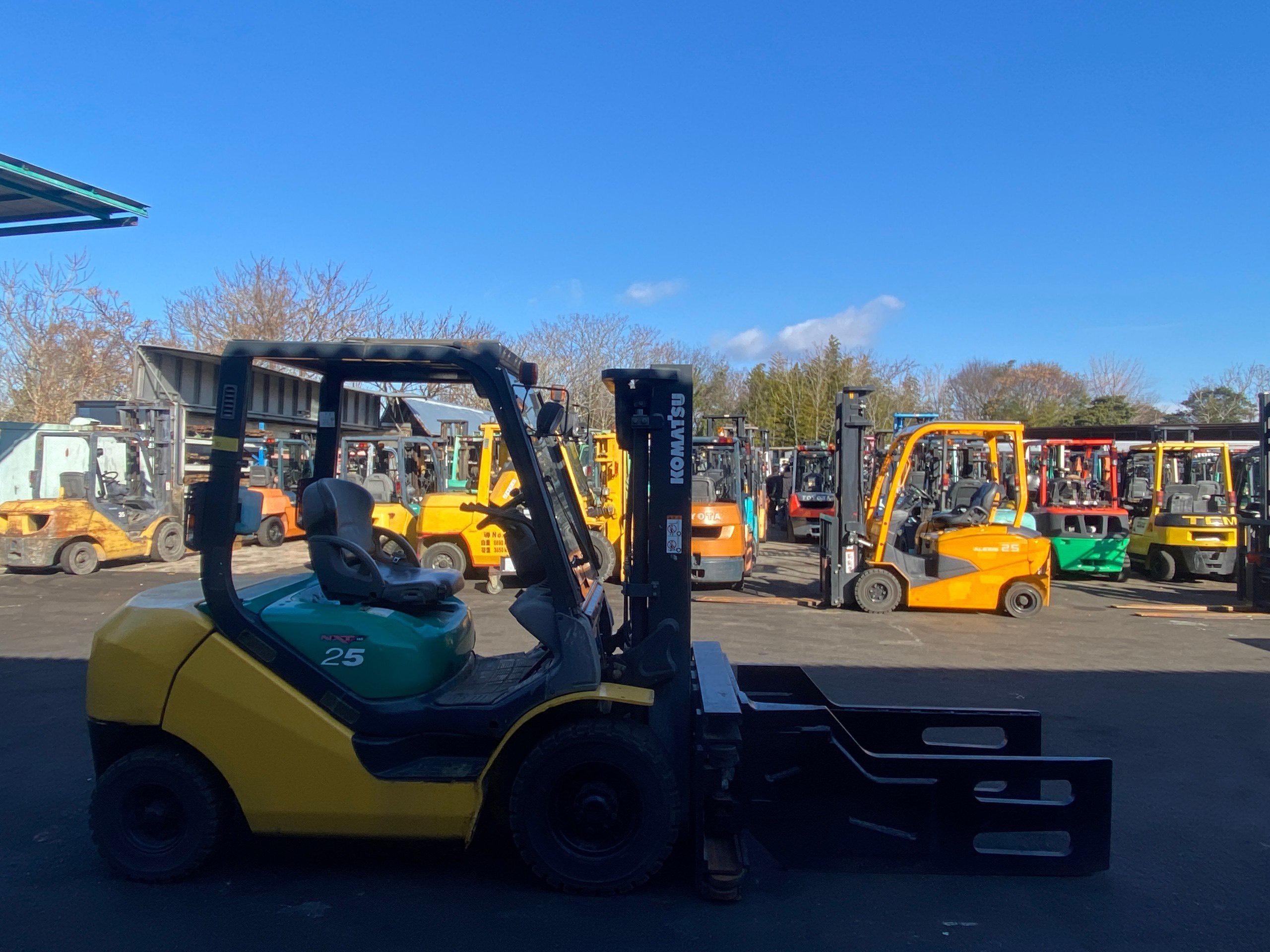 XE NÂNG DẦU KOMATSU FD25T-16 728180  Hotline: 096.235.1368