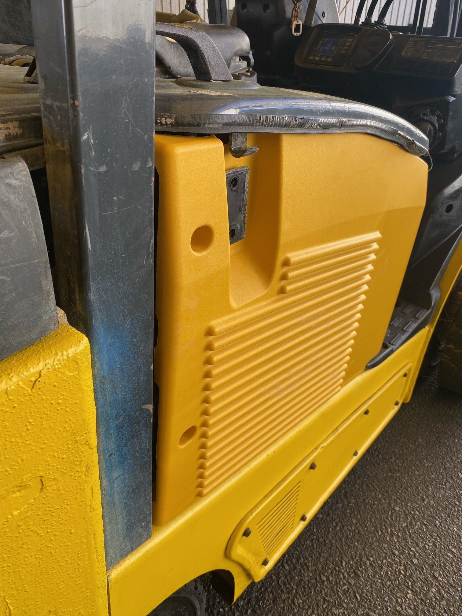 XE NÂNG ĐIỆN KOMATSU FE25H-1 306528