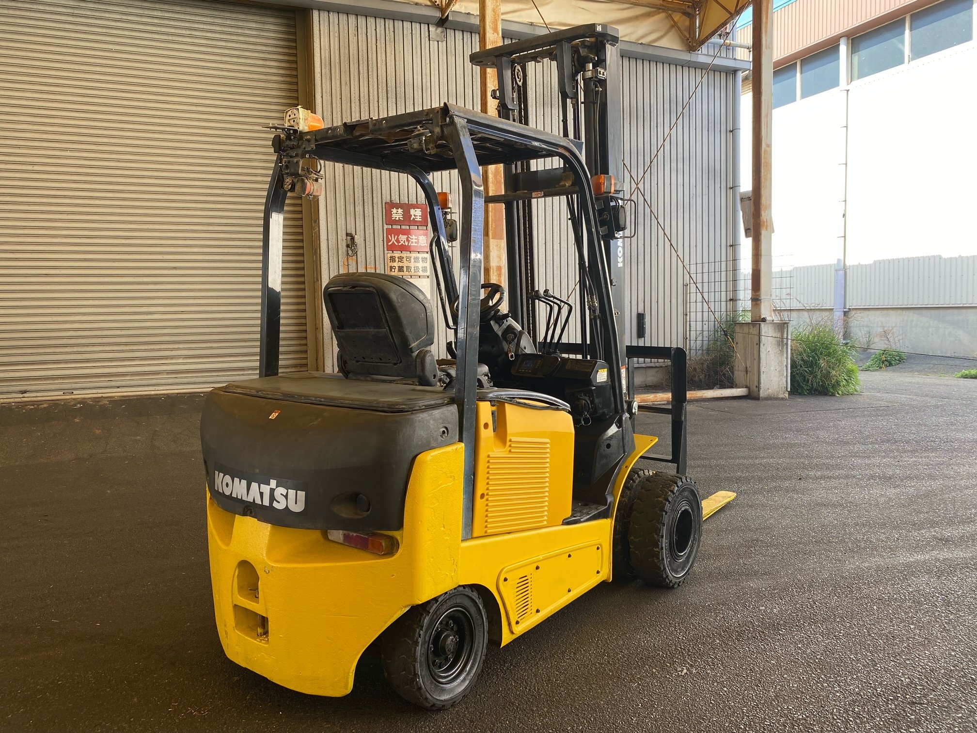 XE NÂNG ĐIỆN KOMATSU FE25H-1 306528