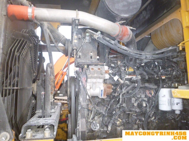 Bán xúc lật Nhật bãi KAWASAKI 85ZV