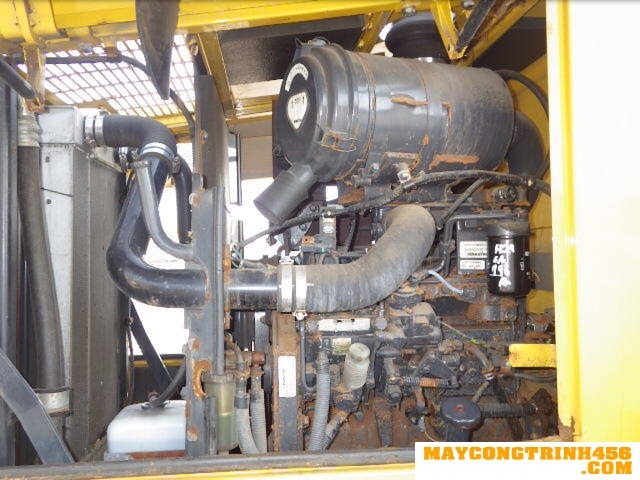 Bán xúc lật Nhật bãi Komatsu WA100 gầu 1,2 m3