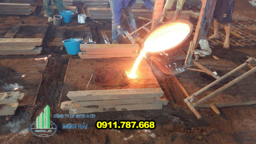 Công nghệ đúc song chắn rác gang tại nhà máy Minh Hải