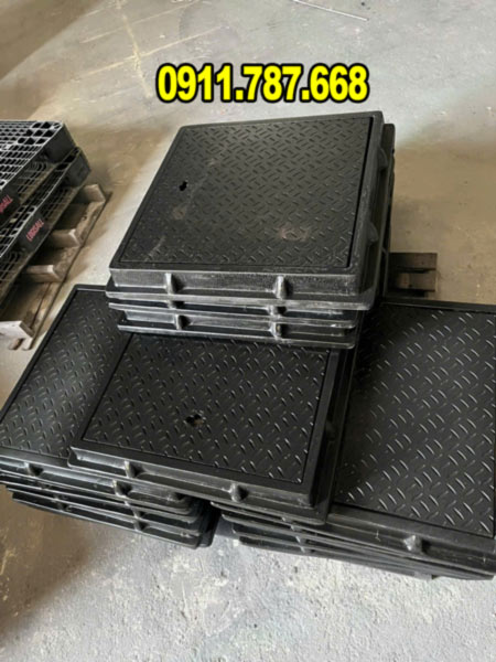 nap-ho-ga-composite-khung-vuong-nap-vuong