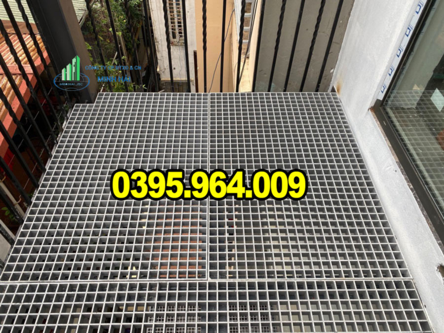 tam-san-grating-composite-frp-gieng-troi-nha-dan