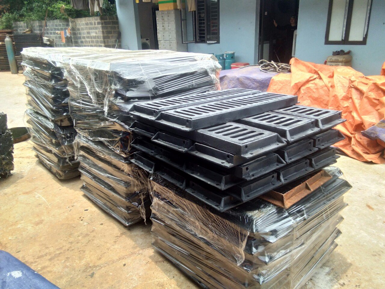 Lưới Chắn Rác Gang Cầu 980x280x50mm | Cấu Tạo, Công Dụng Và Báo Giá