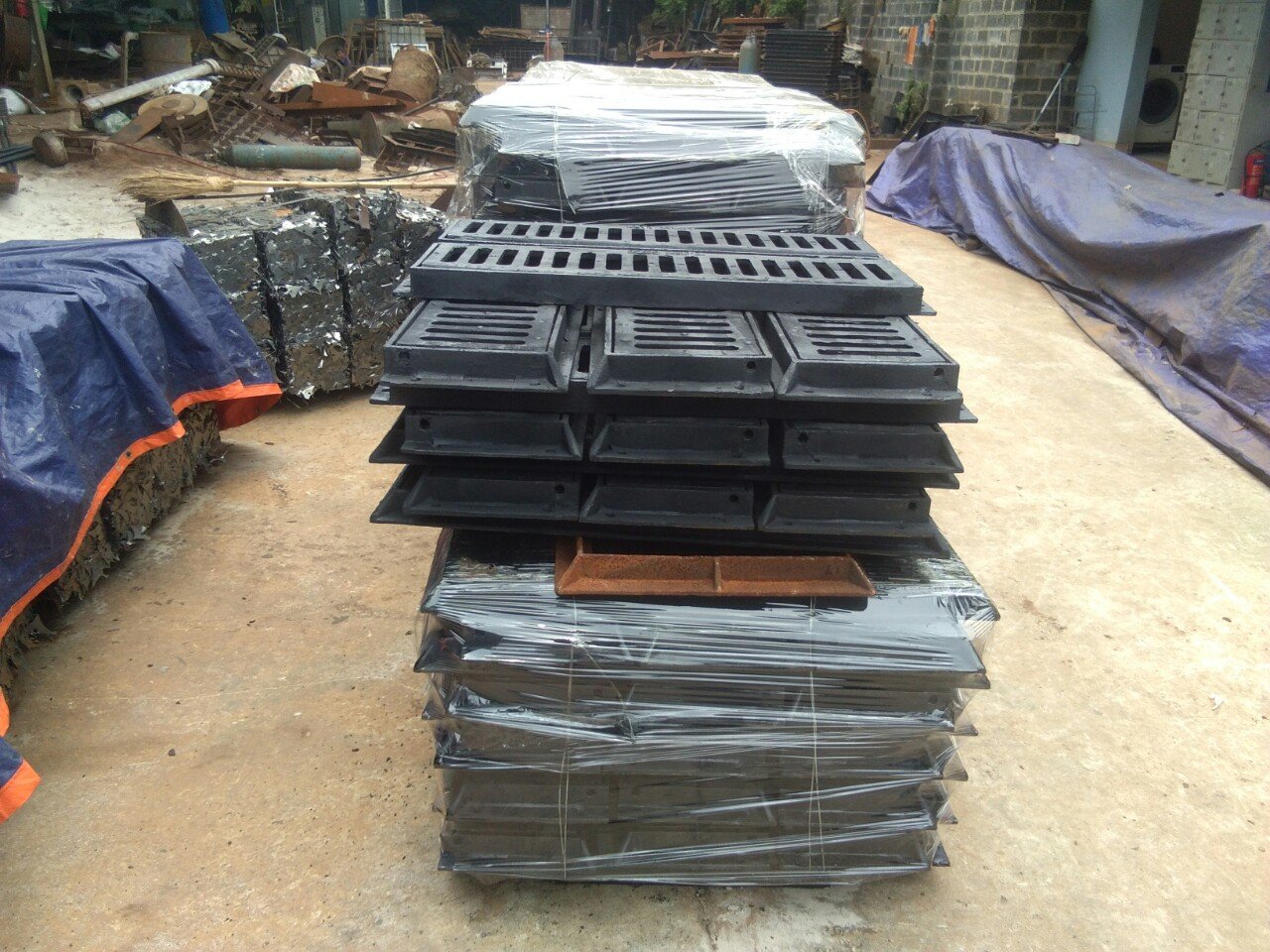 Lưới Chắn Rác Gang Cầu 980x280x50mm | Cấu Tạo, Công Dụng Và Báo Giá