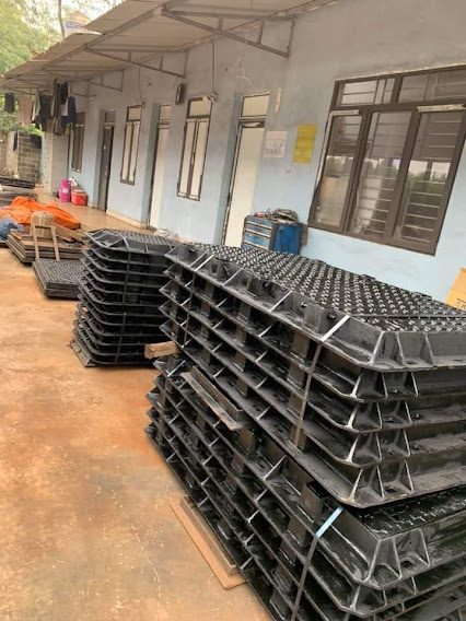 Nắp bể cáp 4 cánh gang cầu 1255x884x80mm