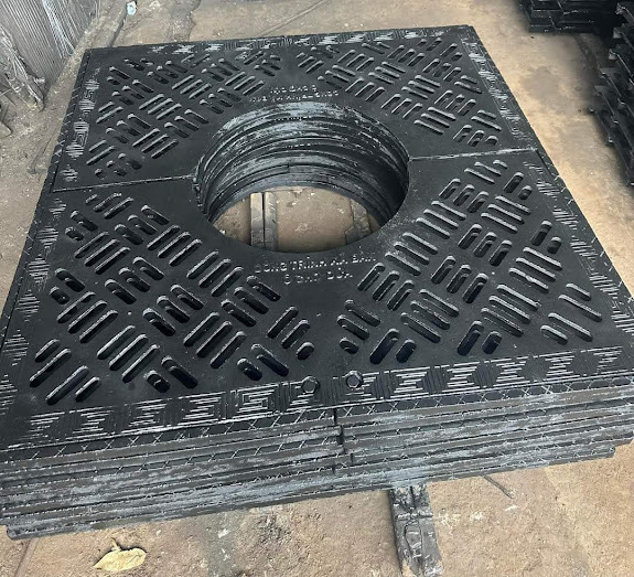 Ghi Bảo Vệ Gốc Cây 04 Mảnh | Gang + Composite | Giảm giá 20%