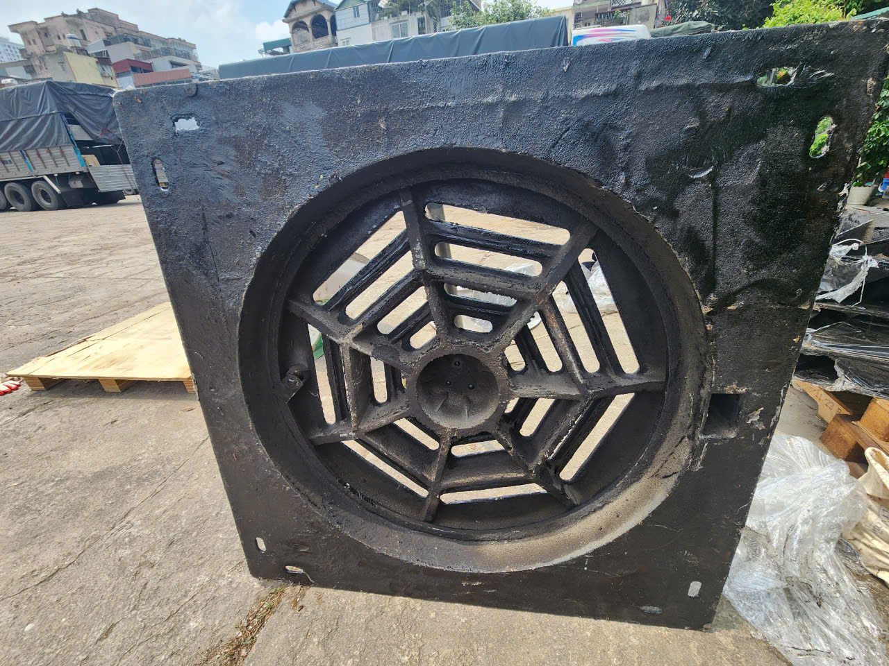 Nắp Hố Ga Thoát Nước | Bán Nắp Hố Ga | Vận Chuyển Tận Nơi Miễn Phí