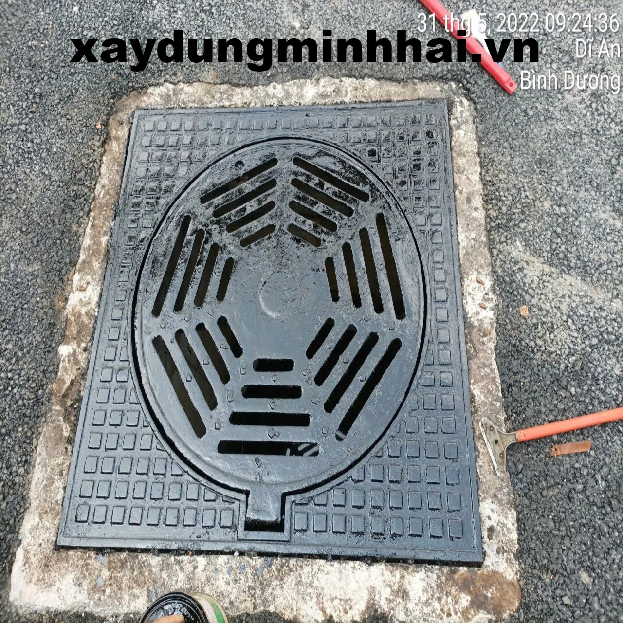 Nắp Hố Ga Thoát Nước | Bán Nắp Hố Ga | Vận Chuyển Tận Nơi Miễn Phí