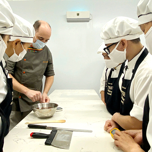 ĐÀO TẠO TỪ CHUYÊN GIA QUỐC TẾ