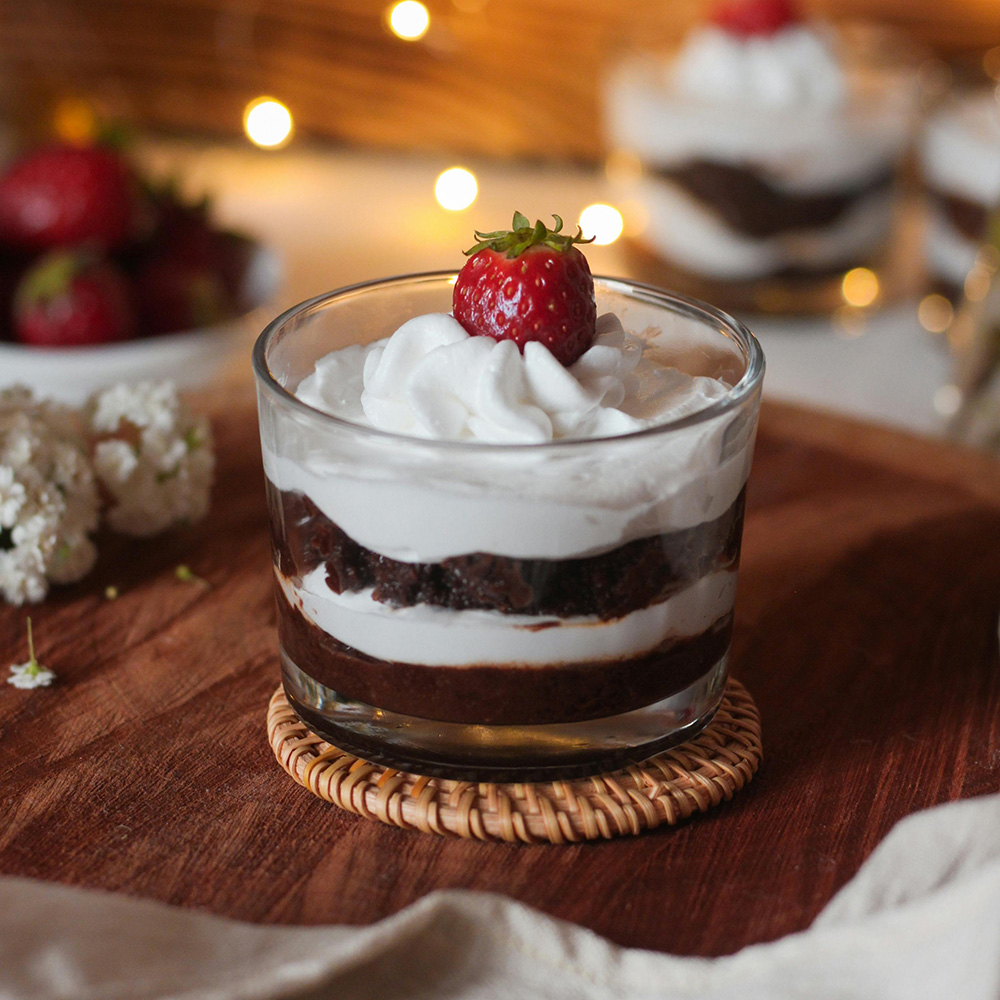 Hướng dẫn cách làm Parfait Chocolate thơm ngon, mát lạnh