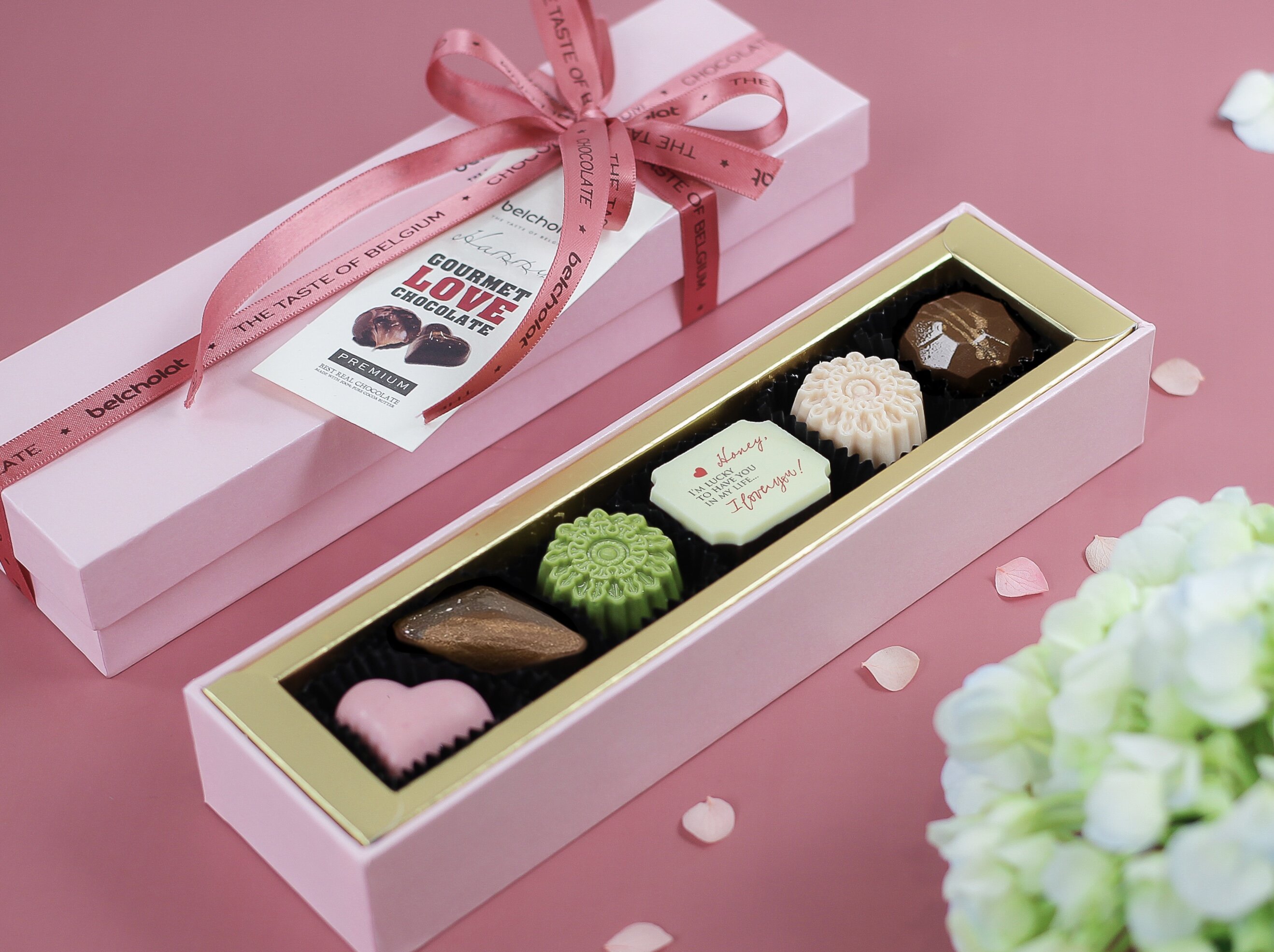 QUÀ TẶNG CHOCOLATE - THAY LỜI YÊU THƯƠNG GỬI ĐẾN MỘT NỬA THẾ GIỚI