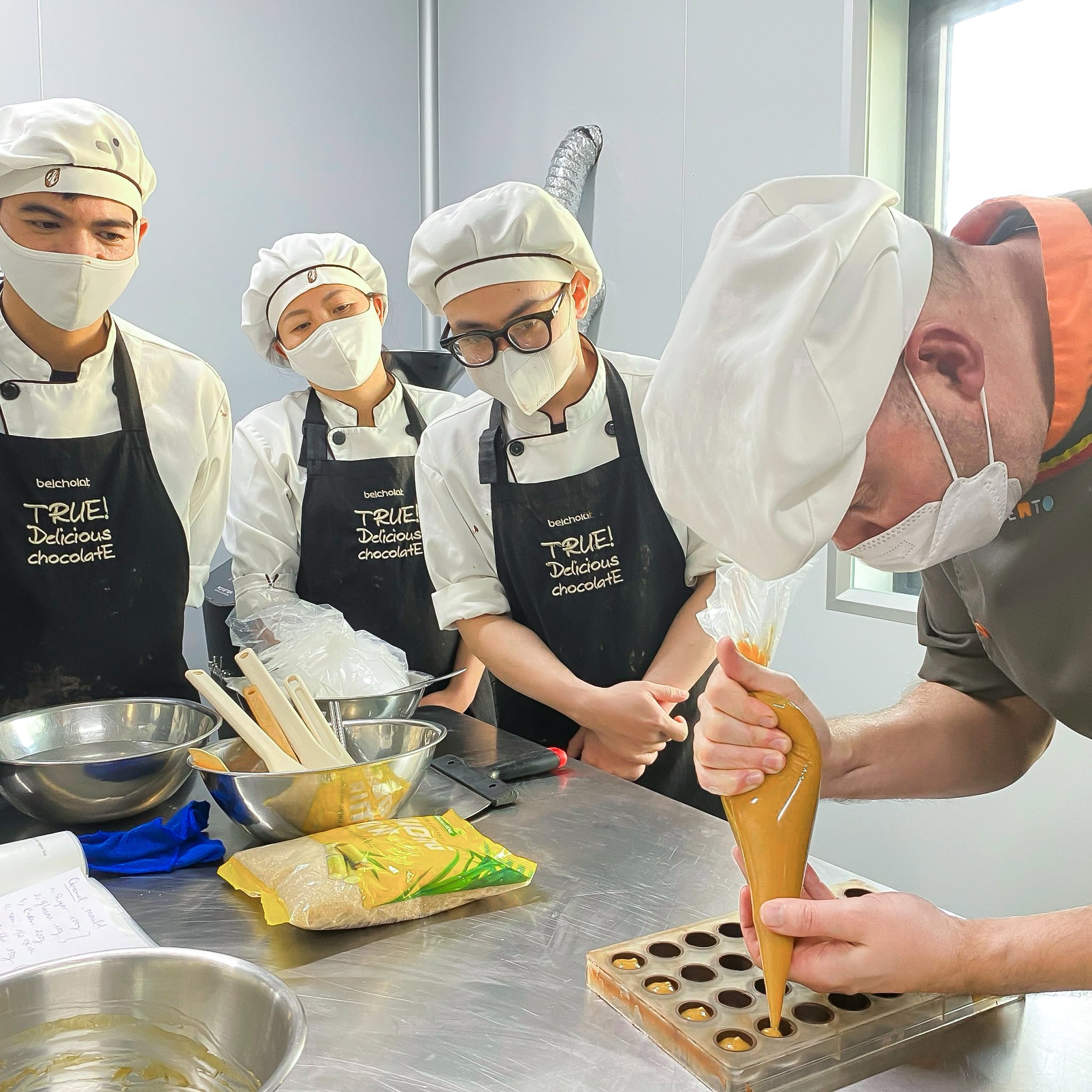 BELCHOLAT VÀ CÁC CHUYÊN GIA CHOCOLATE LIÊN TỤC ĐÀO TẠO NÂNG CAO TAY NGHỀ 