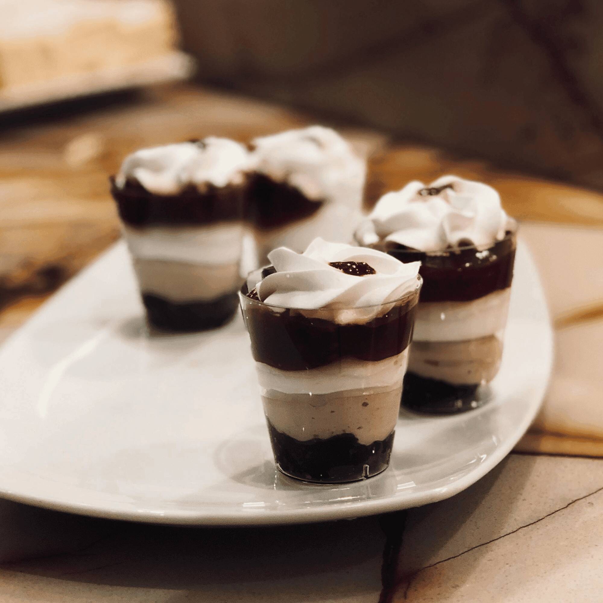 Gợi ý các món ăn giải nhiệt ngày hè từ socola