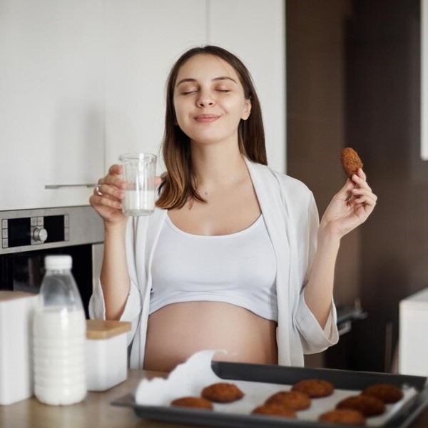 Ăn socola khi mang thai có tốt không?