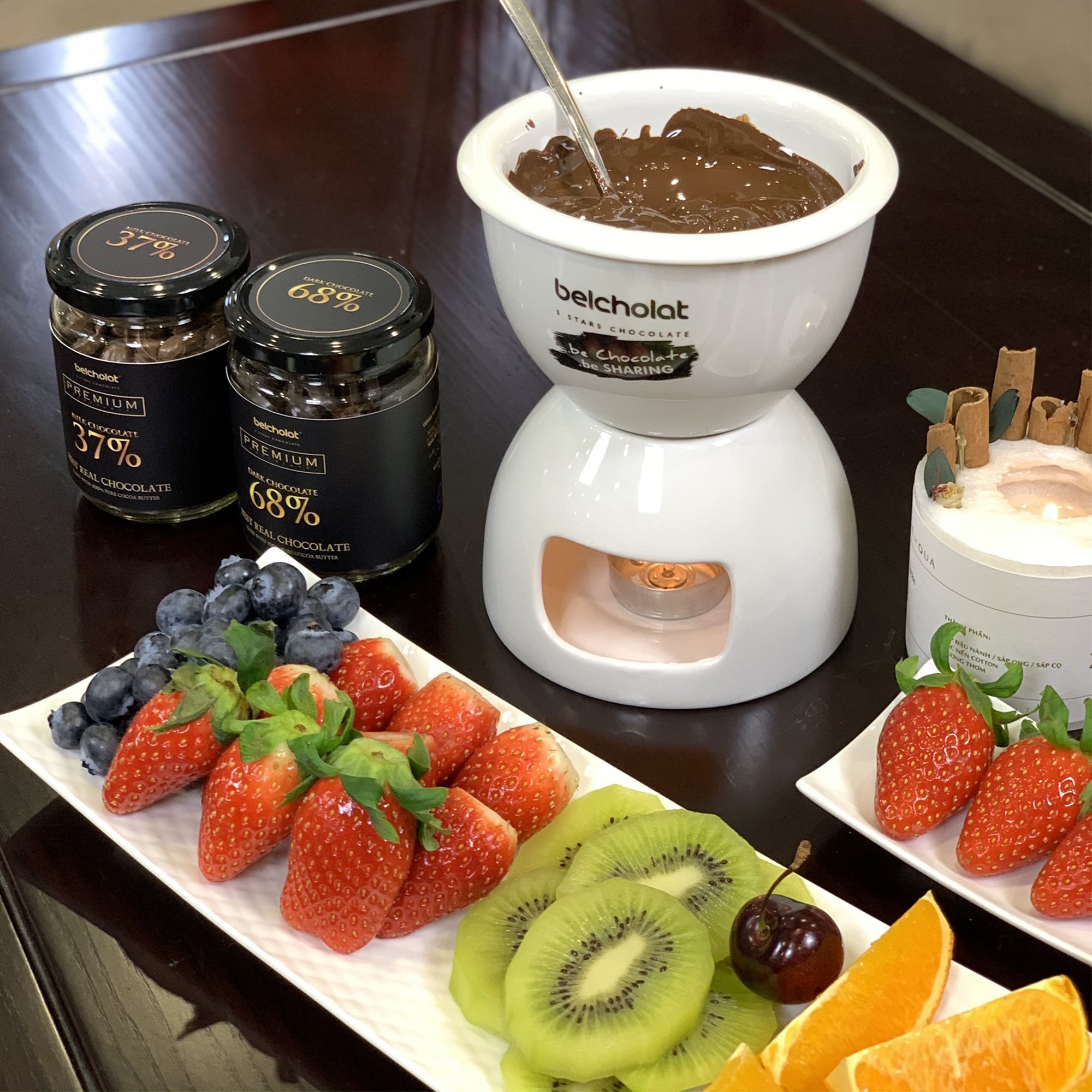 Chocolate Fondue - Mini Chocolate Buffet