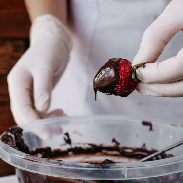 LÀM TAN CHẢY SOCOLA ĐÚNG CÁCH NHƯ THẾ NÀO?