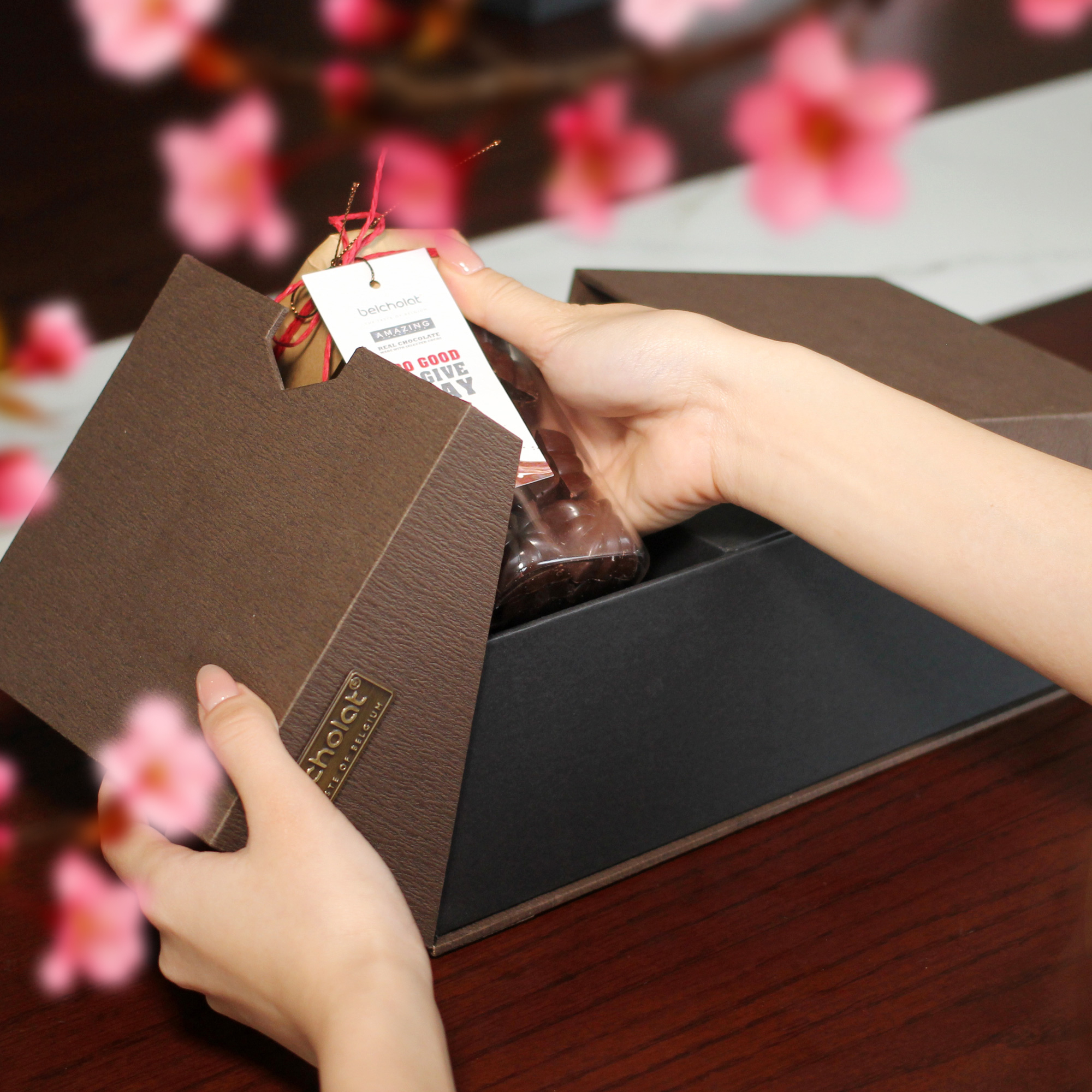 Truly Premium Chocolate Hamper - TP01