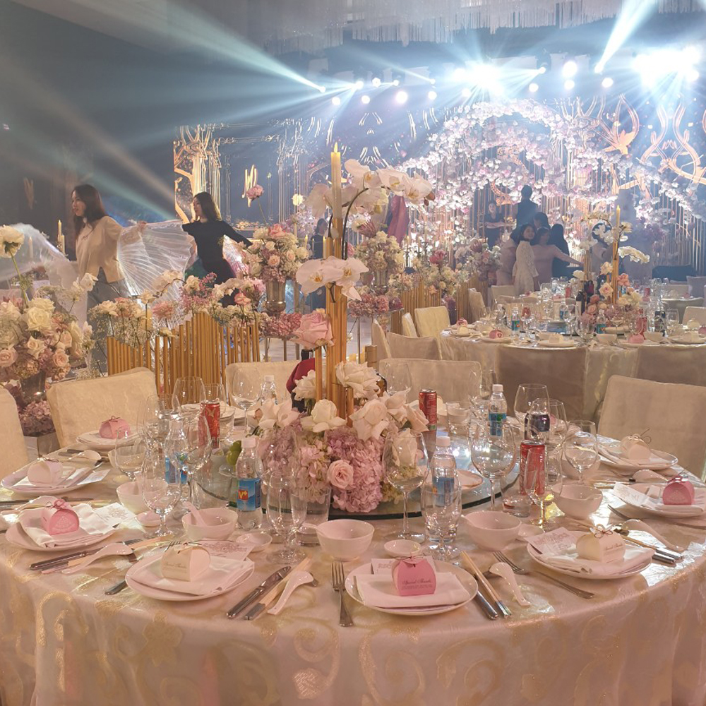 Special Thanks Chocolate/ BE