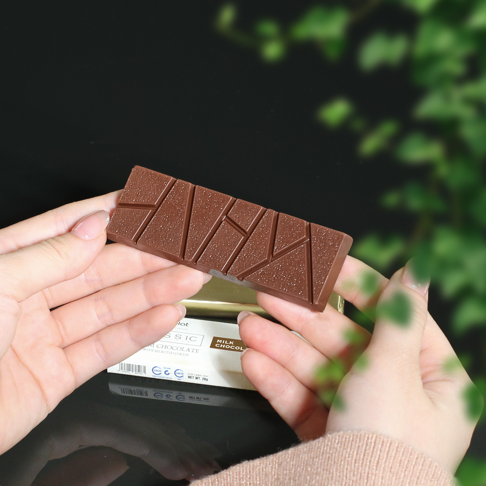 Milk Chocolate 37% / BA20