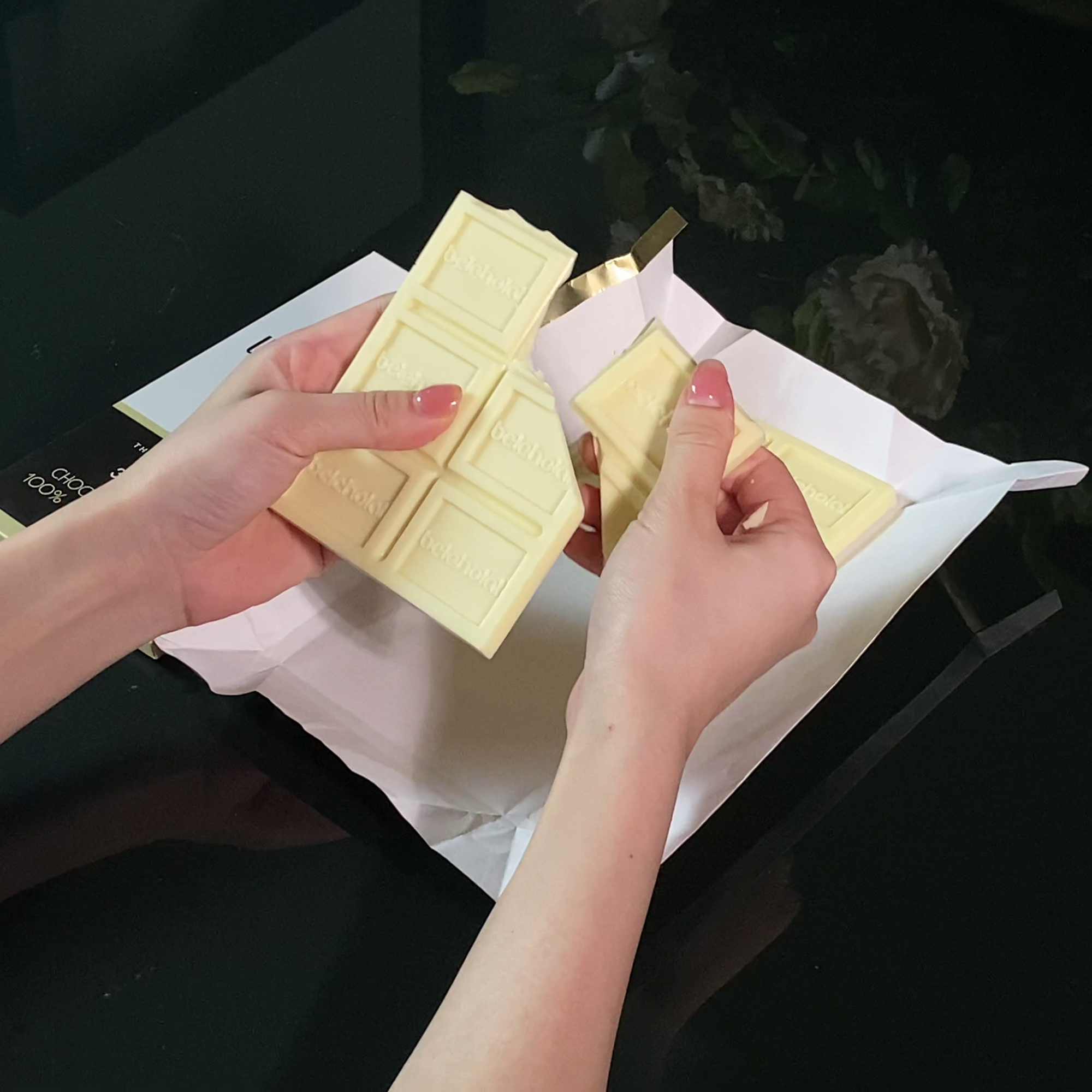 Thanh 100g White Chocolate 31%