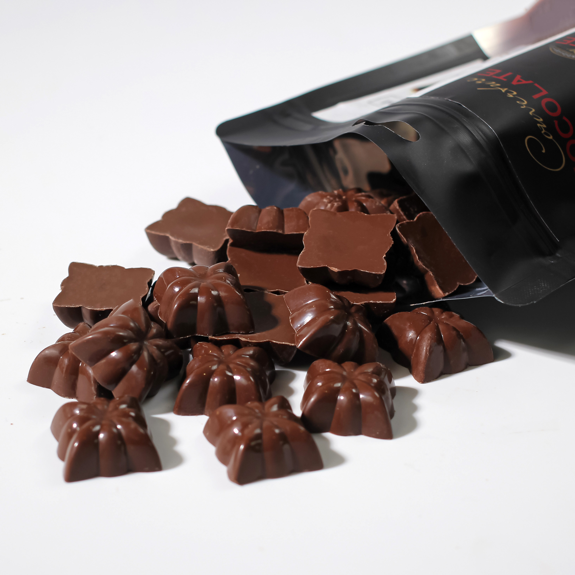 Bitter Couverture Chocolate 78%/ Bag 270